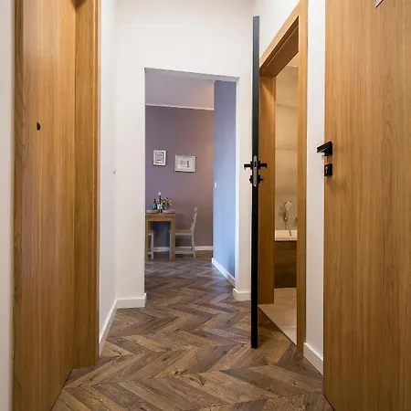 Z Ogrodkiem I Garazem Appartement Poznań