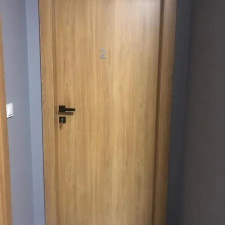 Apartment Z Ogrodkiem I Garazem