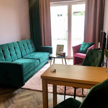 Z Ogrodkiem I Garazem Apartment Poznan