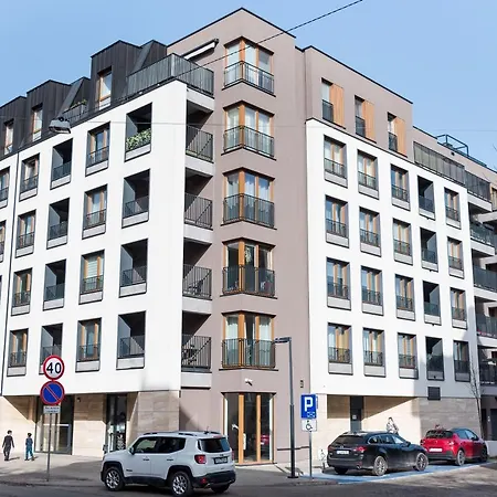 Z Ogrodkiem I Garazem * Poznan