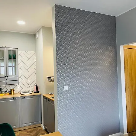 Z Ogrodkiem I Garazem Apartment