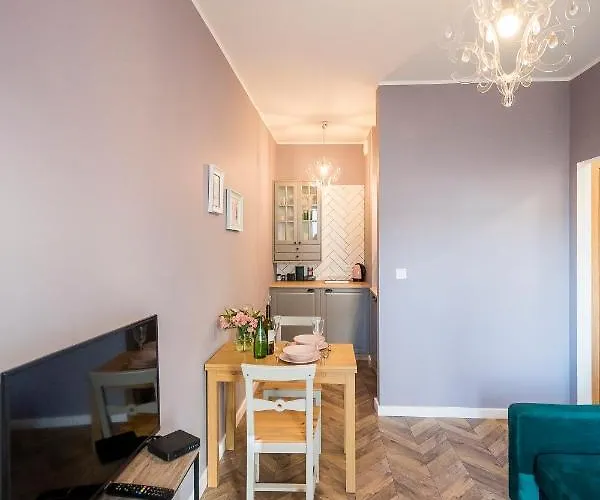 Apartamento Z Ogródkiem I Garażem *