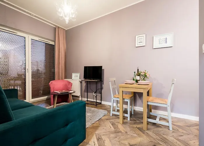 Apartment Z Ogrodkiem I Garazem *