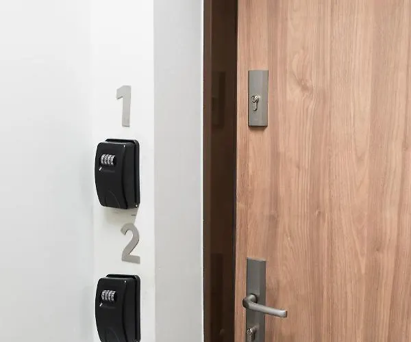 Z Ogródkiem I Garażem Apartamento