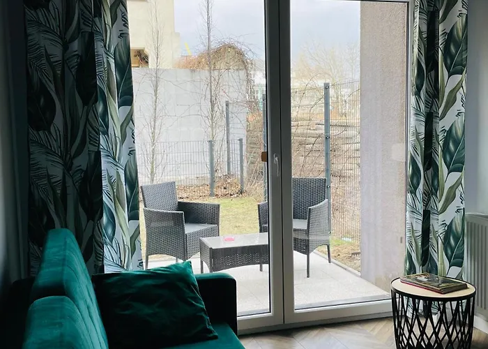 Apartamento Z Ogródkiem I Garażem